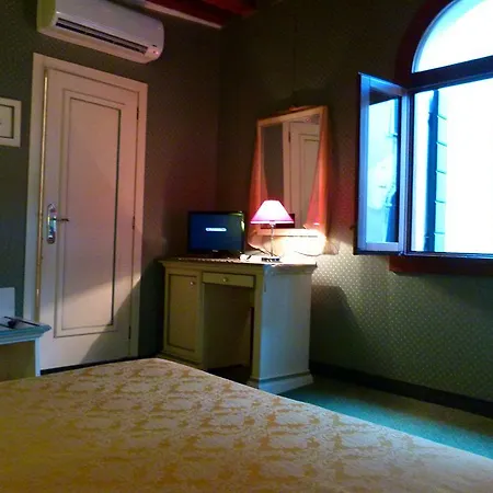 Nuova Residenza Laguna דירה